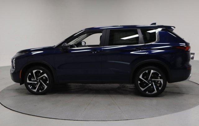 new 2024 Mitsubishi Outlander car, priced at $35,154