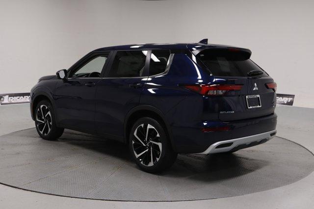 new 2024 Mitsubishi Outlander car, priced at $35,154