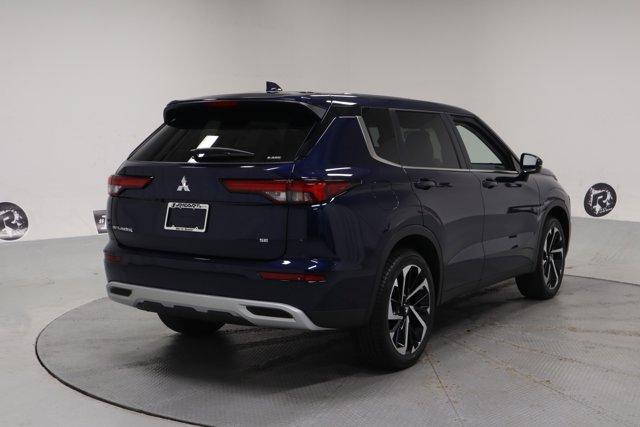 new 2024 Mitsubishi Outlander car, priced at $35,154