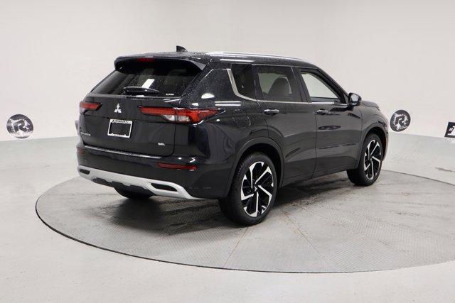 new 2024 Mitsubishi Outlander car, priced at $42,355