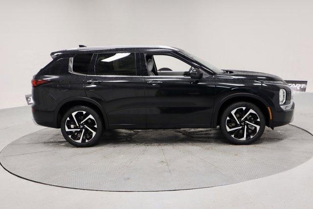 new 2024 Mitsubishi Outlander car, priced at $42,355