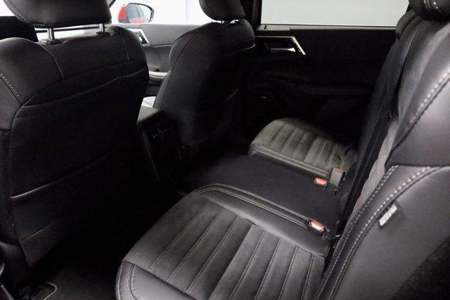 new 2025 Mitsubishi Outlander car