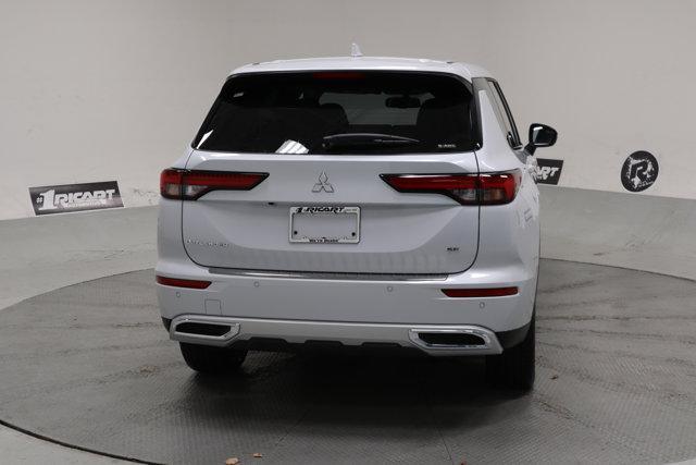 new 2024 Mitsubishi Outlander car, priced at $37,272