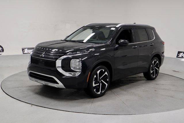 new 2024 Mitsubishi Outlander car, priced at $40,015