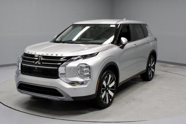 new 2025 Mitsubishi Outlander car