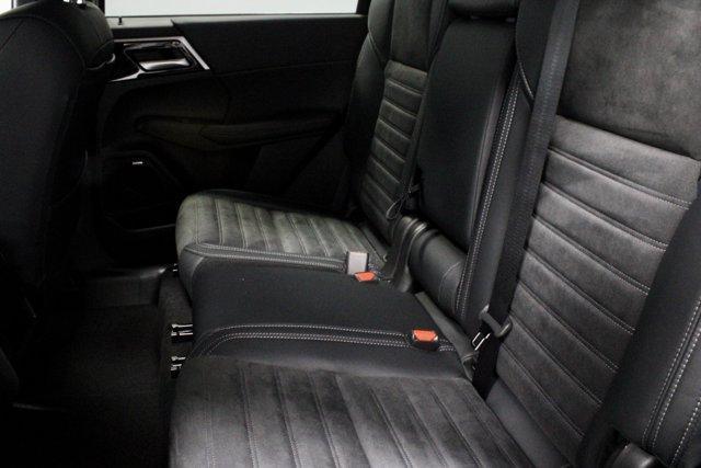 new 2025 Mitsubishi Outlander car