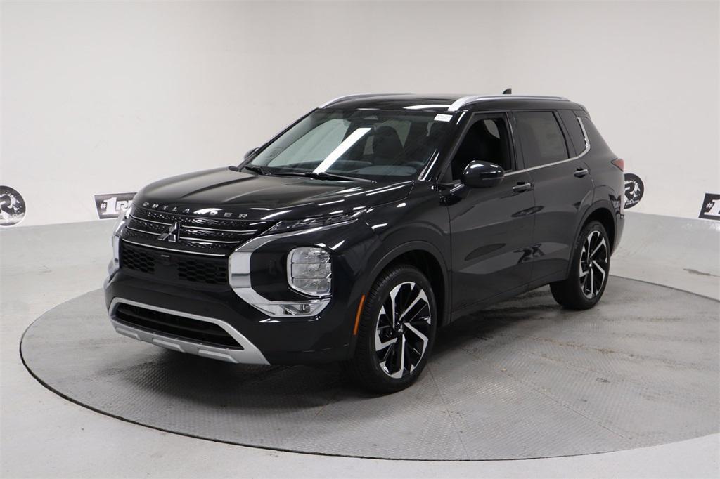 new 2024 Mitsubishi Outlander car, priced at $40,610