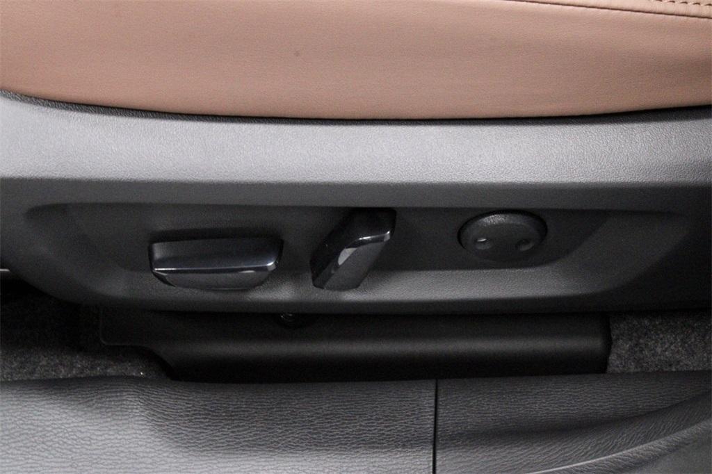 new 2025 Mitsubishi Outlander car
