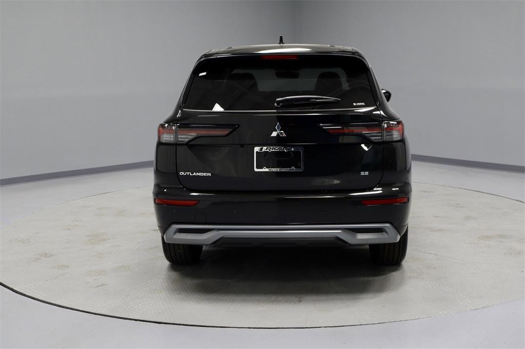 new 2025 Mitsubishi Outlander car, priced at $40,625