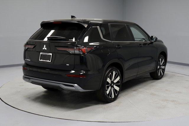 new 2025 Mitsubishi Outlander car