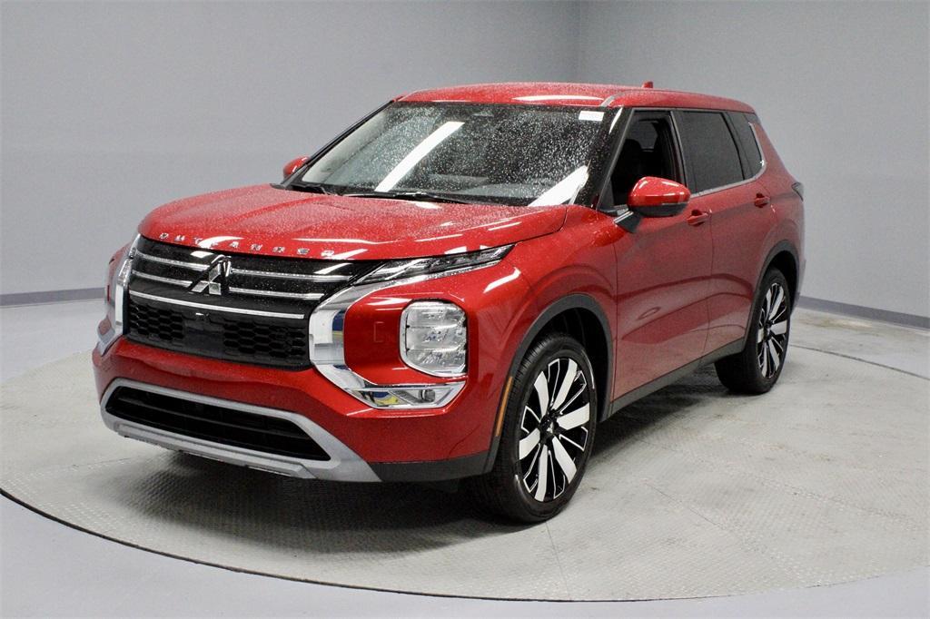 new 2025 Mitsubishi Outlander car