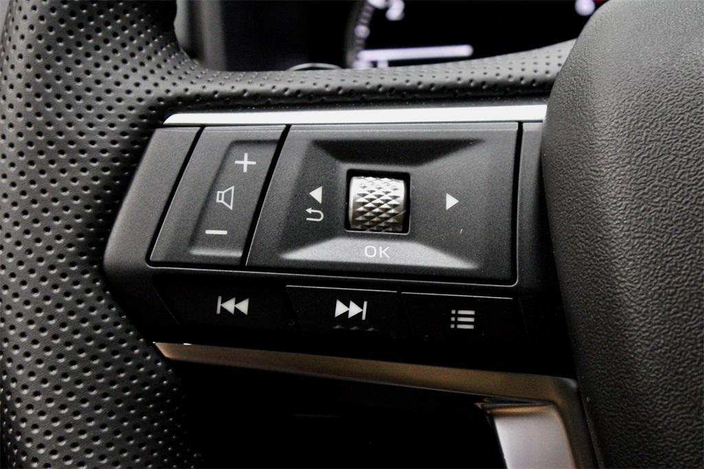 new 2025 Mitsubishi Outlander car