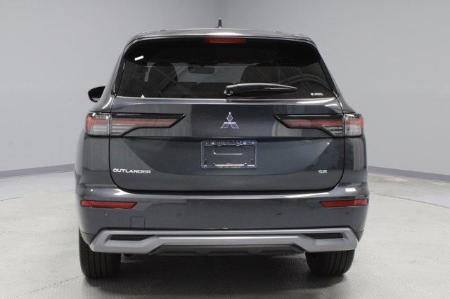 new 2025 Mitsubishi Outlander car