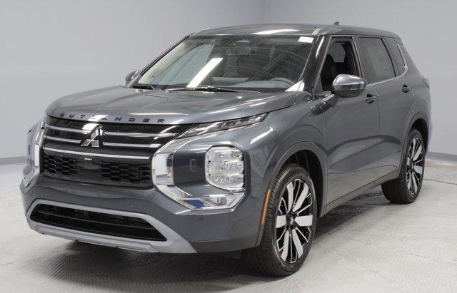 new 2025 Mitsubishi Outlander car
