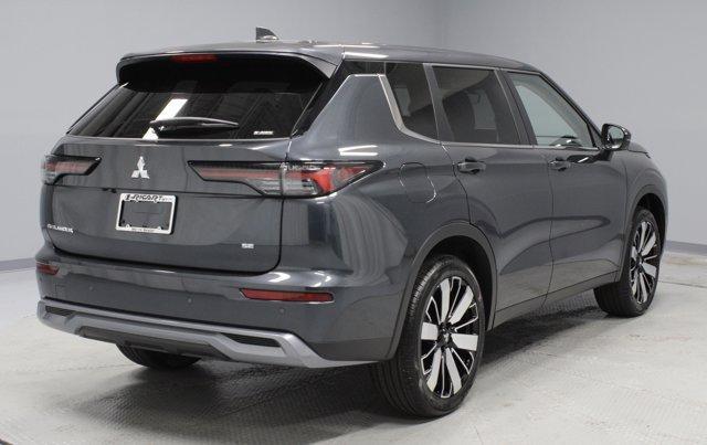 new 2025 Mitsubishi Outlander car