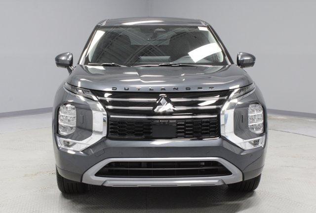 new 2025 Mitsubishi Outlander car