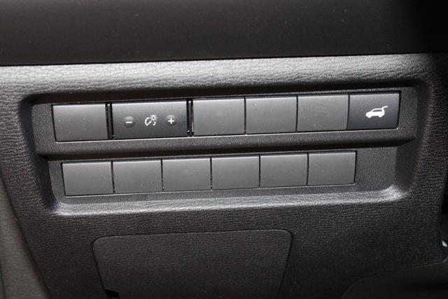 new 2025 Mitsubishi Outlander car