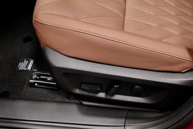 new 2025 Mitsubishi Outlander car