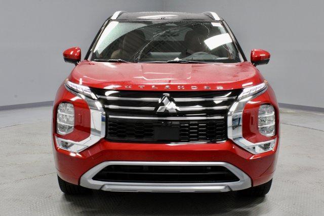 new 2025 Mitsubishi Outlander car