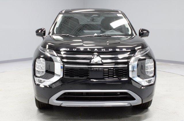 new 2025 Mitsubishi Outlander car