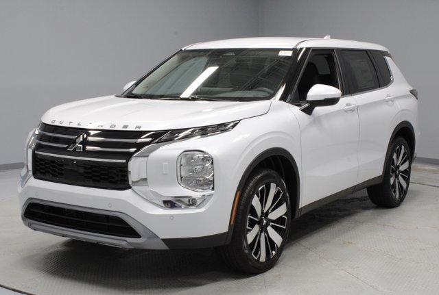 new 2025 Mitsubishi Outlander car