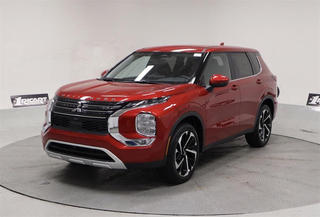 new 2024 Mitsubishi Outlander car, priced at $35,655