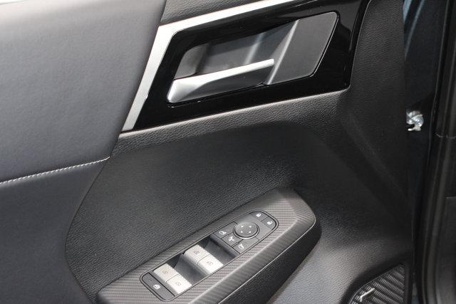new 2025 Mitsubishi Outlander car