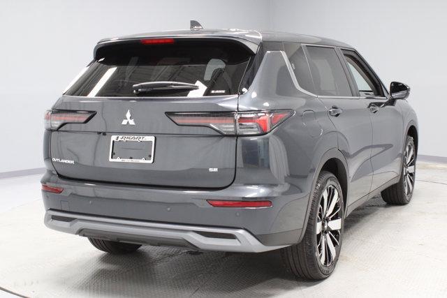 new 2025 Mitsubishi Outlander car