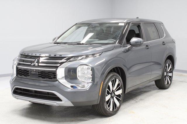 new 2025 Mitsubishi Outlander car