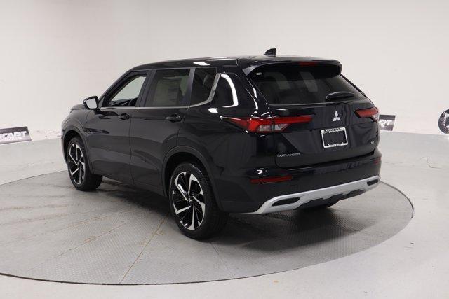 new 2024 Mitsubishi Outlander car, priced at $35,154