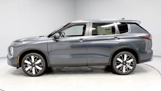 new 2025 Mitsubishi Outlander car