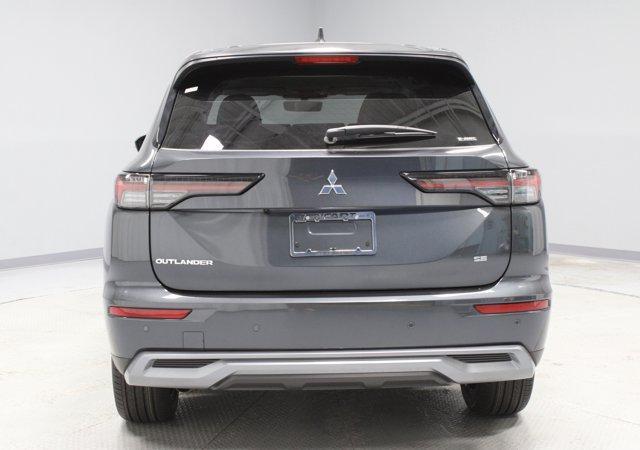 new 2025 Mitsubishi Outlander car