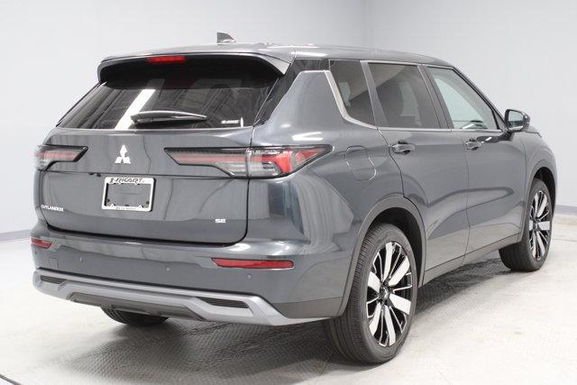 new 2025 Mitsubishi Outlander car