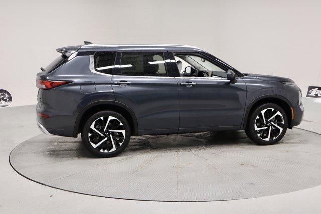 new 2024 Mitsubishi Outlander car, priced at $41,760