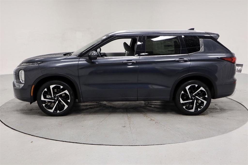 new 2024 Mitsubishi Outlander car, priced at $39,672