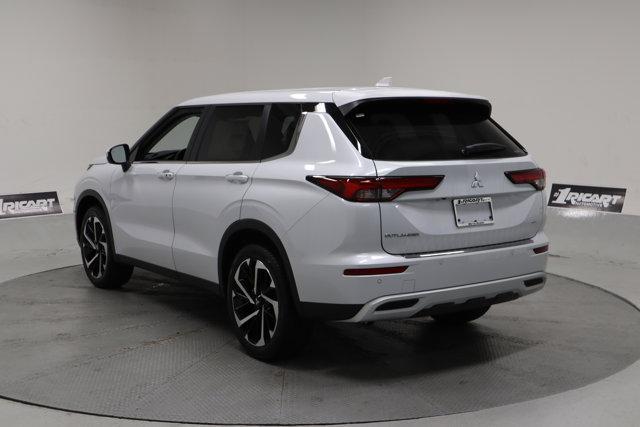 new 2024 Mitsubishi Outlander car, priced at $34,215