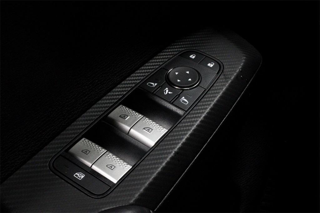 new 2025 Mitsubishi Outlander car