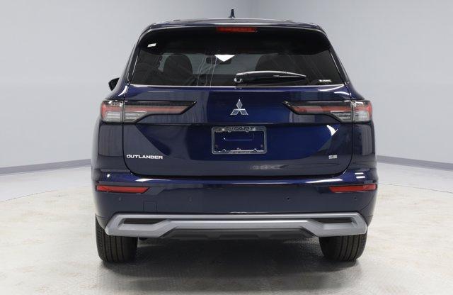 new 2025 Mitsubishi Outlander car