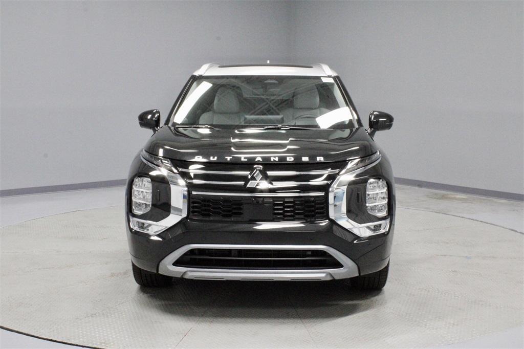 new 2025 Mitsubishi Outlander car