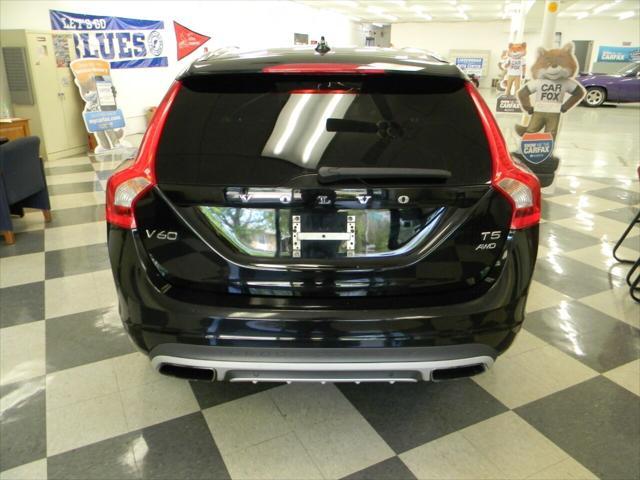 used 2016 Volvo V60 Cross Country car, priced at $13,999