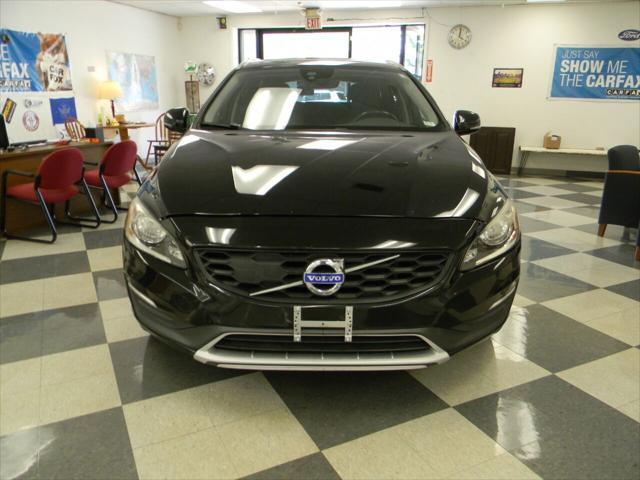 used 2016 Volvo V60 Cross Country car, priced at $13,999