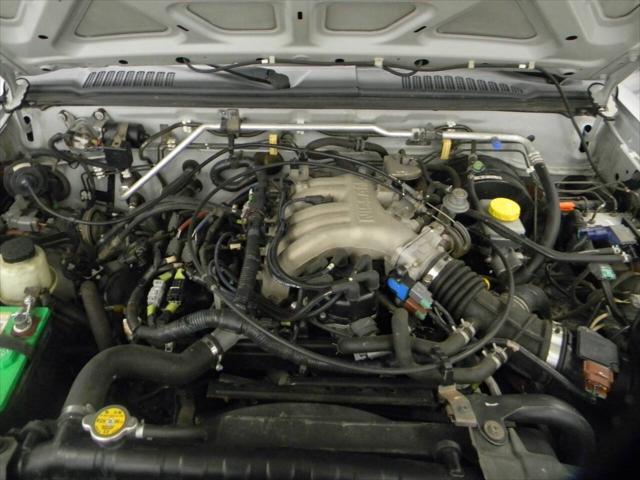 used 2000 Nissan Xterra car, priced at $5,499