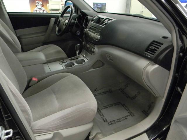 used 2010 Toyota Highlander car, priced at $9,995