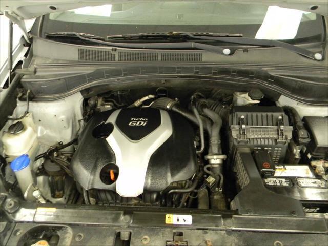 used 2013 Hyundai Santa Fe car, priced at $6,999