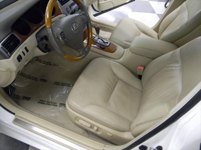 used 2005 Lexus ES 330 car, priced at $8,499