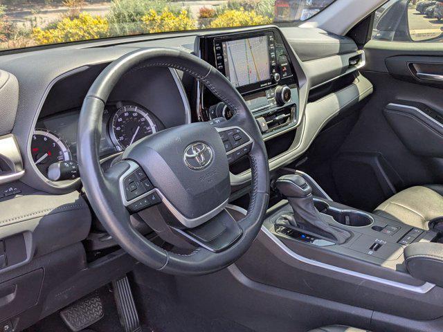 used 2022 Toyota Highlander car, priced at $34,750