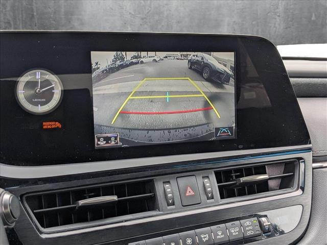 used 2022 Lexus ES 300h car, priced at $31,750