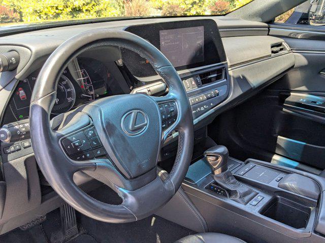 used 2022 Lexus ES 300h car, priced at $35,951