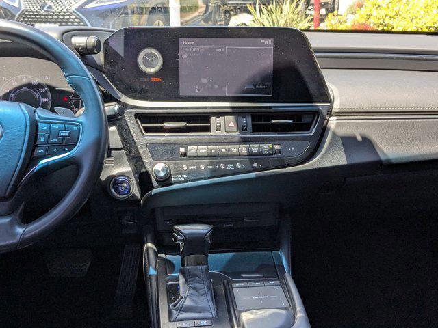 used 2022 Lexus ES 300h car, priced at $35,951