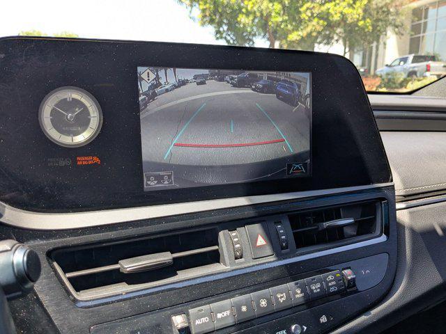 used 2022 Lexus ES 300h car, priced at $35,951